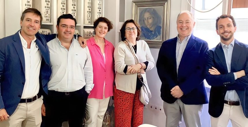 Avenida Madrid 2, Espartinas. Sevilla.